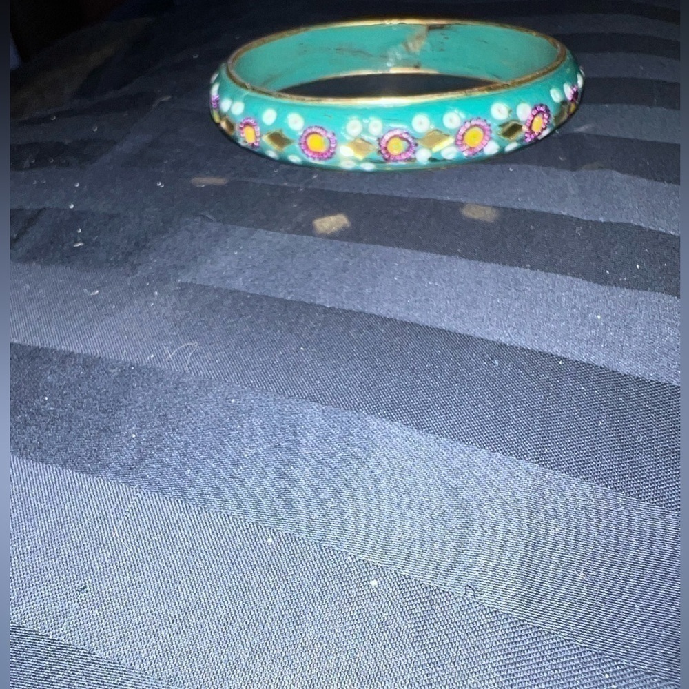 Bangle bracelet with inlaid mirrors, craft fair, cute! - Picture 6 of 6